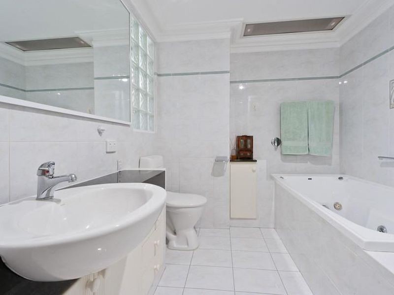 52 Henry Lawson Walk, East Perth WA 6004