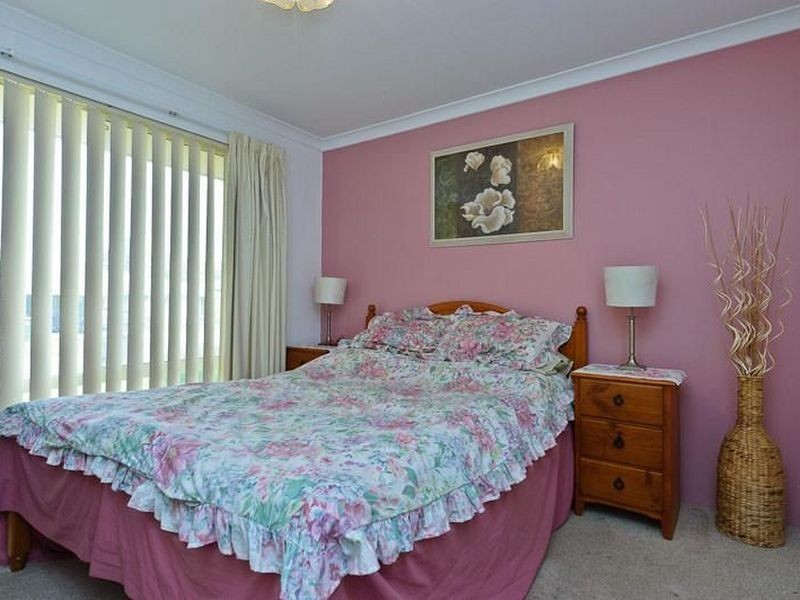 61 Frond Circuit, Banksia Grove WA 6031