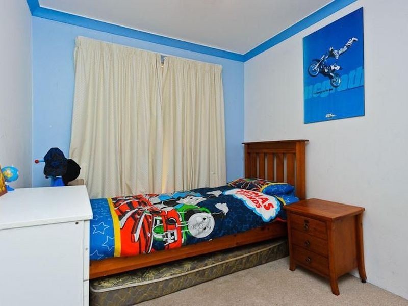 61 Frond Circuit, Banksia Grove WA 6031