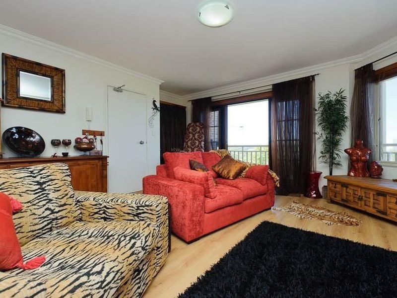 9/28 Waterloo Crescent, East Perth WA 6004