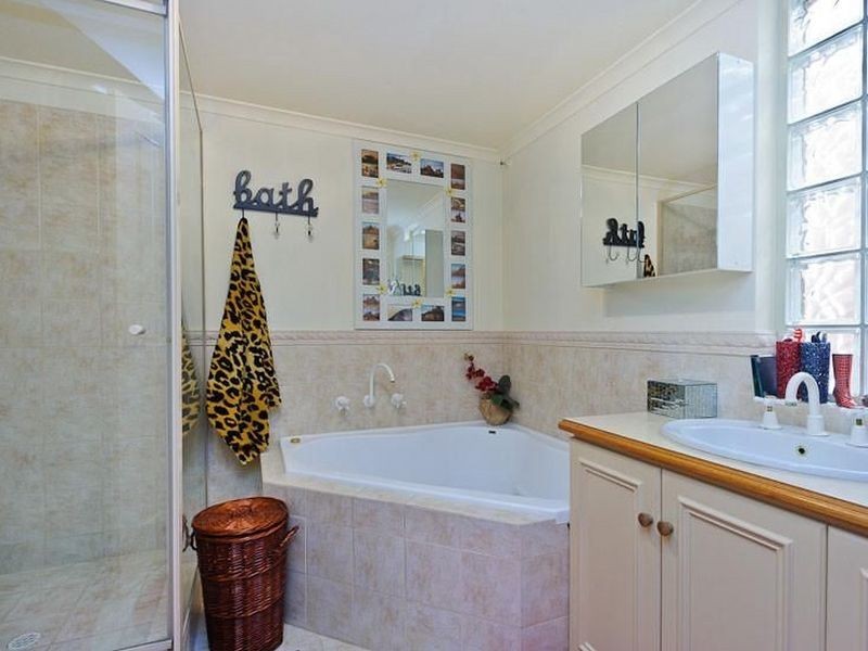 9/28 Waterloo Crescent, East Perth WA 6004