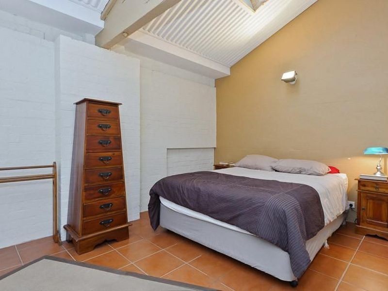15 Little Brown Street, East Perth WA 6004