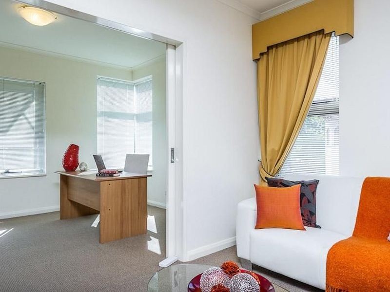 19/1 Henry Lawson Walk, East Perth WA 6004