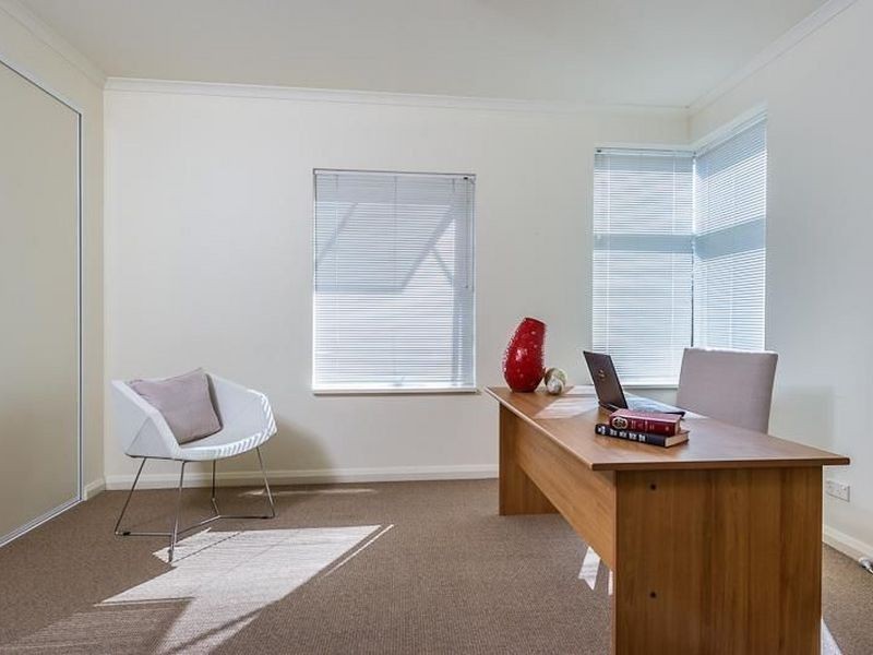 19/1 Henry Lawson Walk, East Perth WA 6004