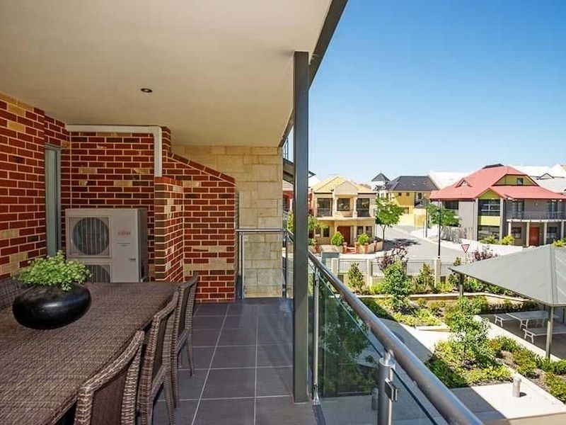6/35 Tully Road, East Perth WA 6004