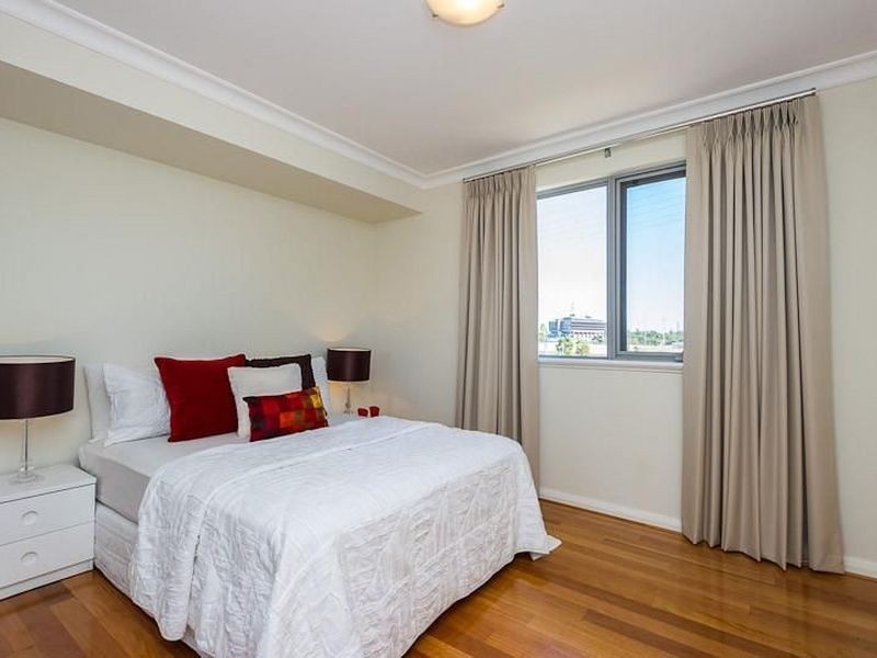6/35 Tully Road, East Perth WA 6004