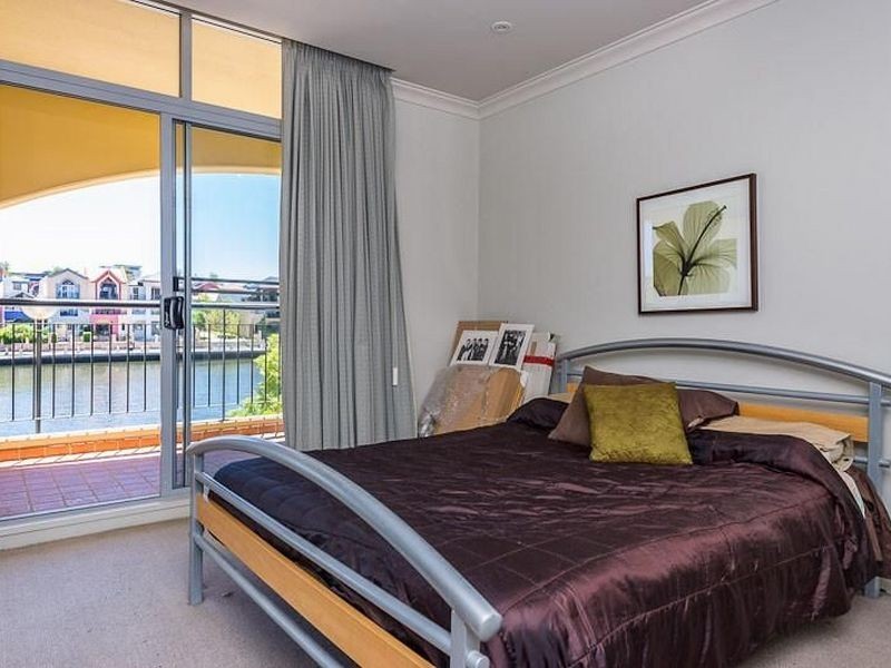 27/20 Royal Street, East Perth WA 6004