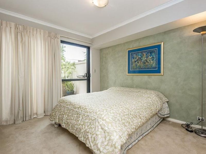 5/60 Henry Lawson Walk, East Perth WA 6004