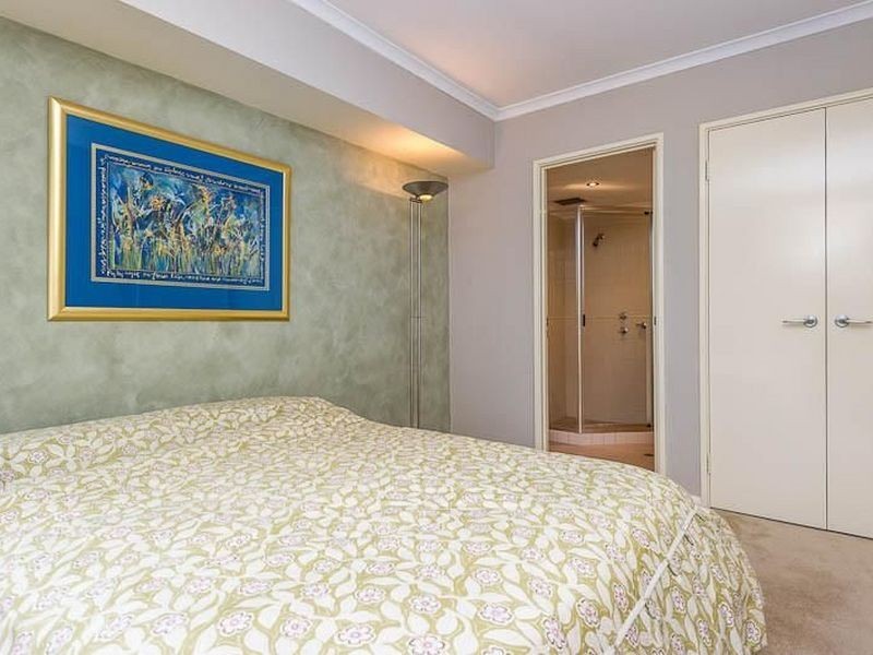 5/60 Henry Lawson Walk, East Perth WA 6004