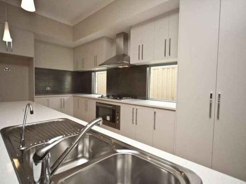 4A Burns Avenue, Yokine WA 6060