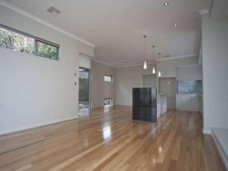 4A Burns Avenue, Yokine WA 6060