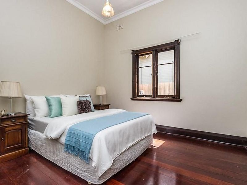 171 Tenth Avenue, Inglewood WA 6052