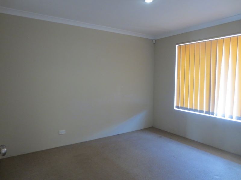 2/24 Eastdene Circle, Nollamara WA 6061