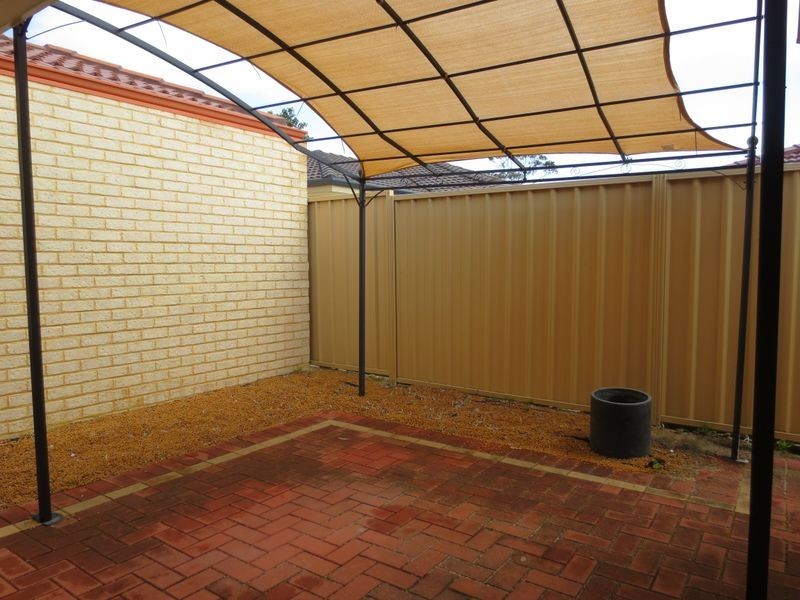 2/24 Eastdene Circle, Nollamara WA 6061