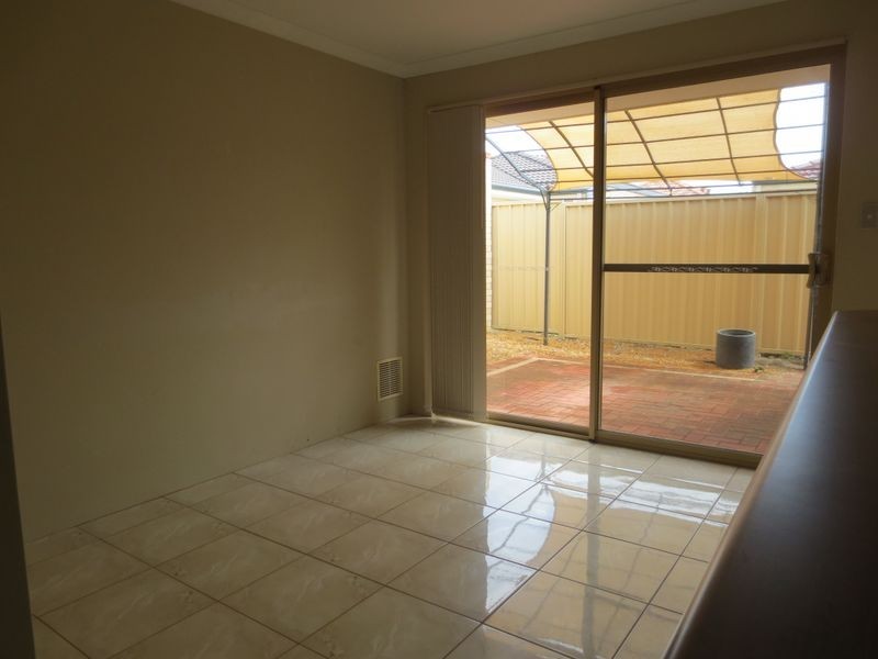 2/24 Eastdene Circle, Nollamara WA 6061