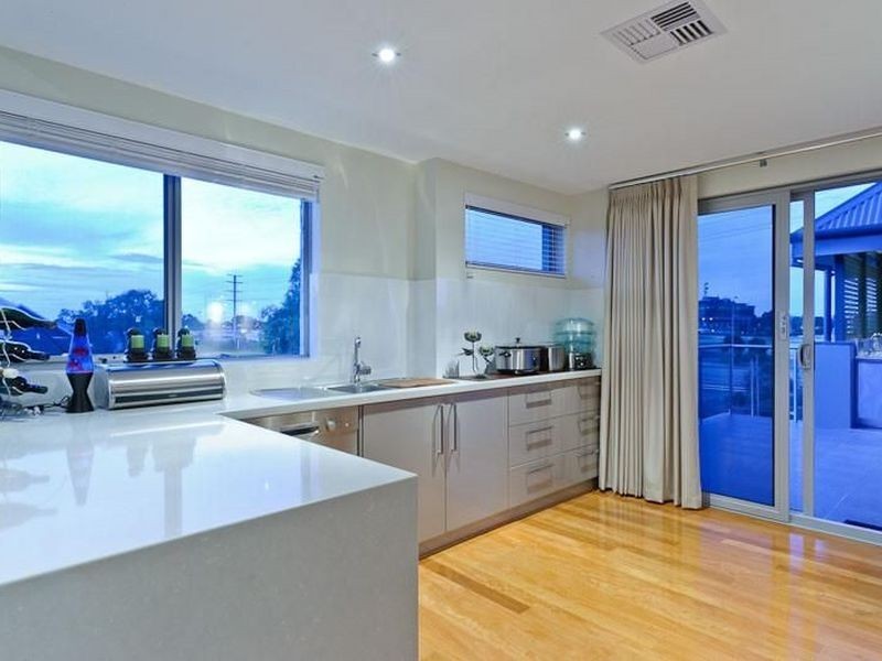 8/35 Tully Road, East Perth WA 6004