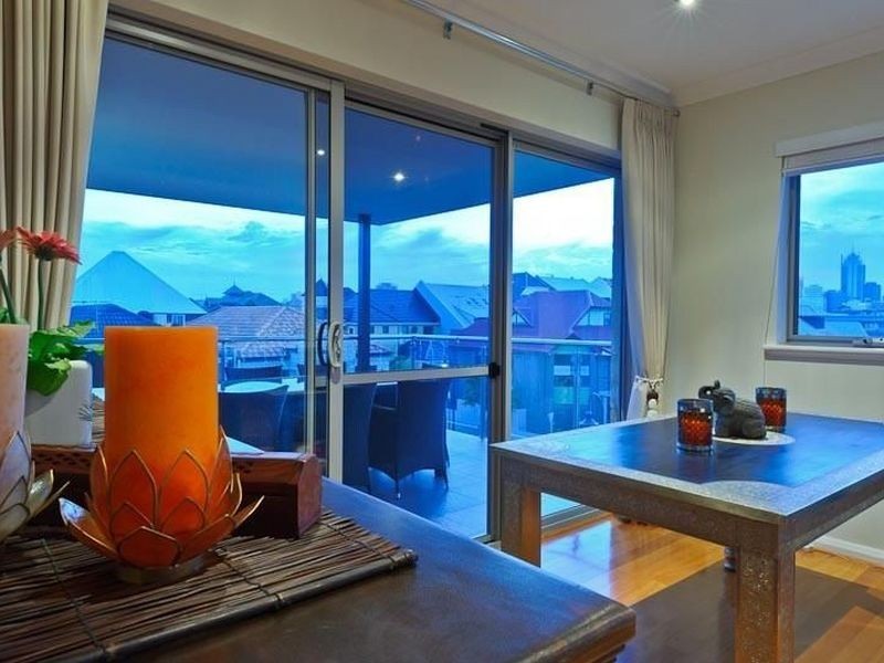 8/35 Tully Road, East Perth WA 6004