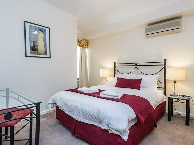 12/11 Regal Place, East Perth WA 6004