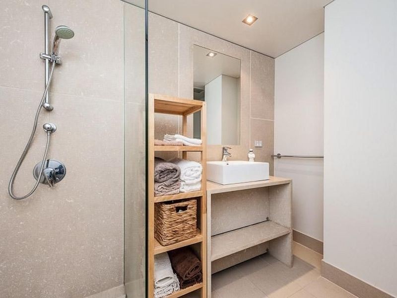 11/8 Victoria Avenue, Perth WA 6000