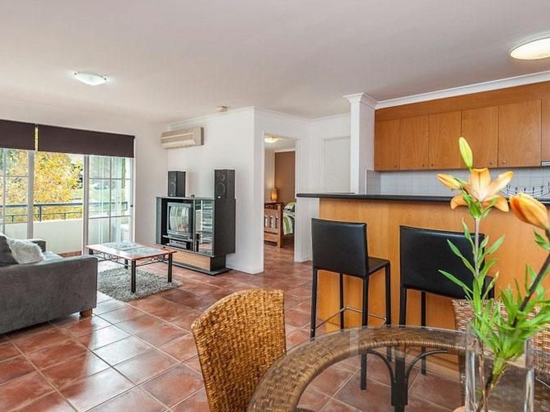 8/32 Eastbrook Terrace, East Perth WA 6004