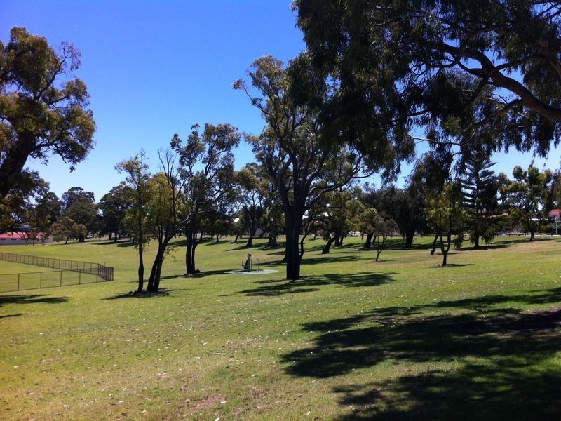 2 Earnley Way, Balga WA 6061