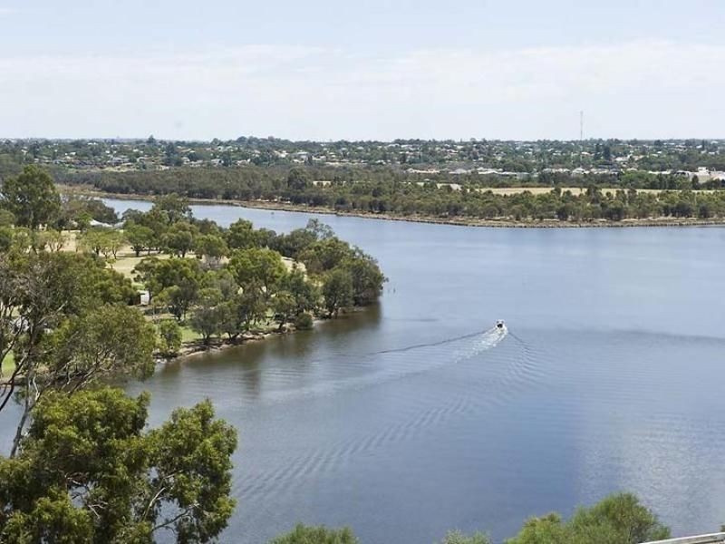 6/1 Tanunda Drive, Rivervale WA 6103