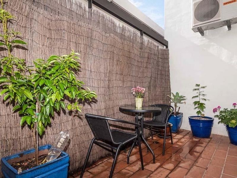 7 Little Brown Street, East Perth WA 6004