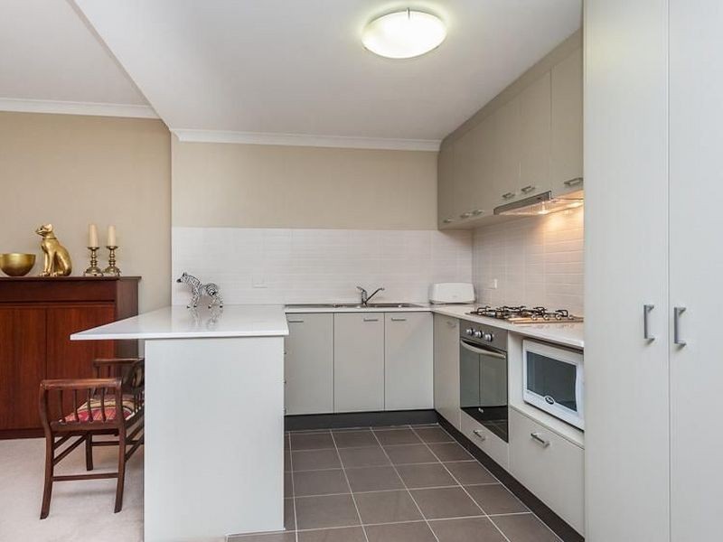 10/76 Newcastle Street, Perth WA 6000
