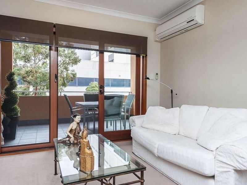 10/76 Newcastle Street, Perth WA 6000