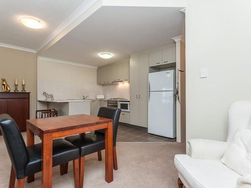10/76 Newcastle Street, Perth WA 6000