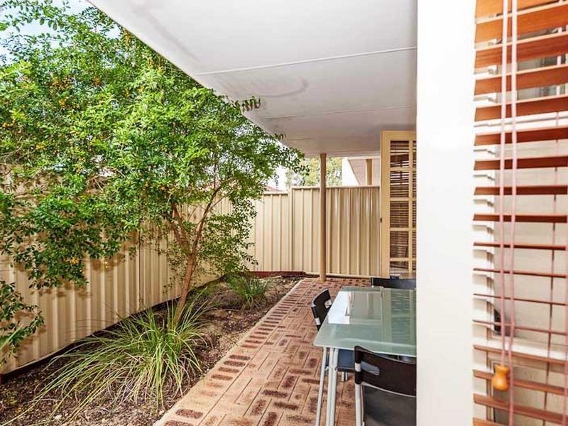 10/22 Nile Street, East Perth WA 6004