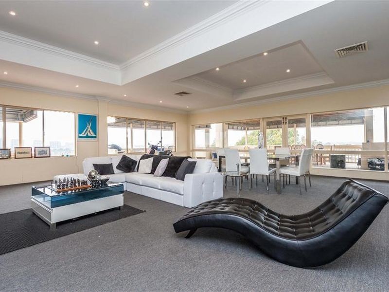 61/22 Nile Street, East Perth WA 6004