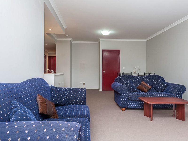 29/42 The Crescent, Midland WA 6056
