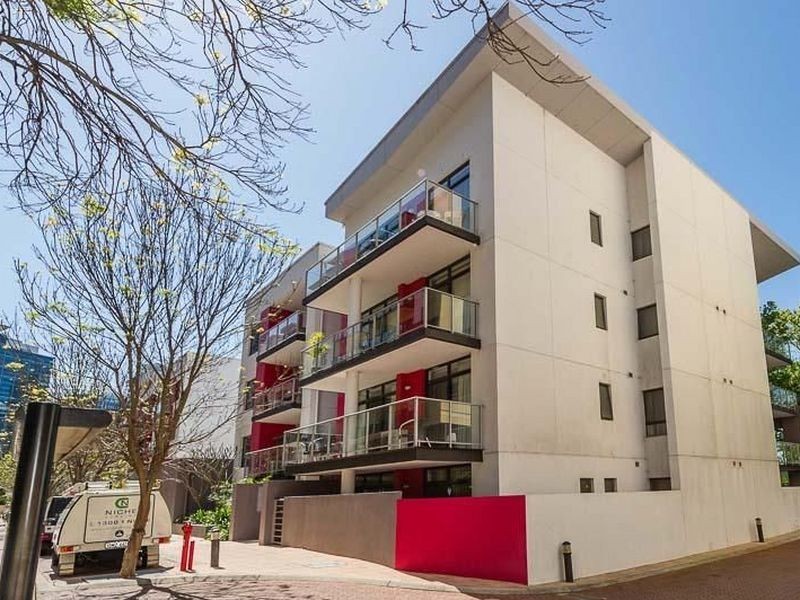 17/124 Mounts Bay Road, Perth WA 6000