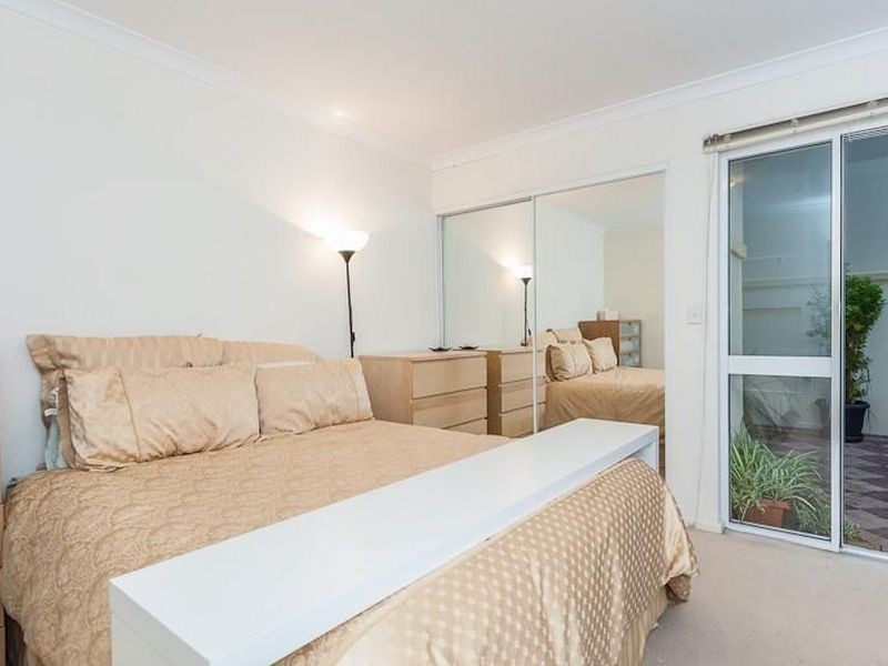 3/27 Eastbrook Terrace, East Perth WA 6004