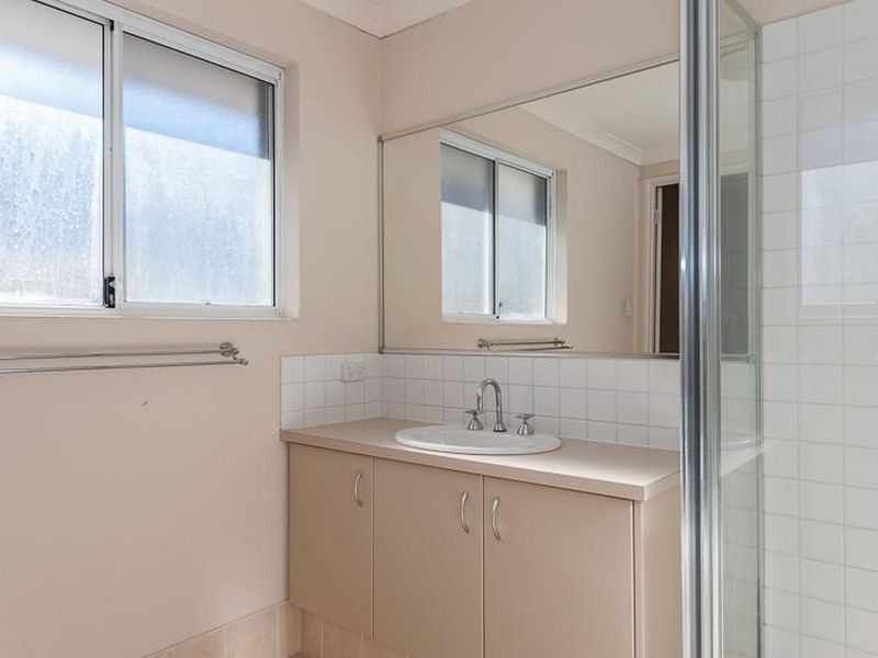 42B Ellam Street, St James WA 6102