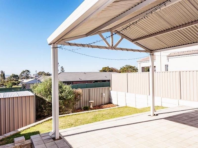 42B Ellam Street, St James WA 6102