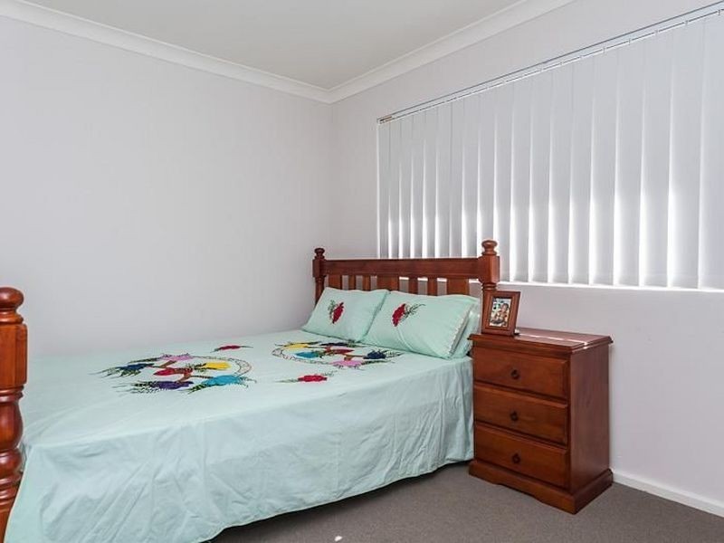 20V Roxwell Way, Girrawheen WA 6064