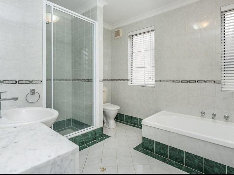 18/32 Eastbrook Terrace, East Perth WA 6004