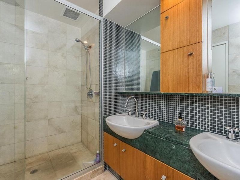 20/1 Henry Lawson Walk, East Perth WA 6004