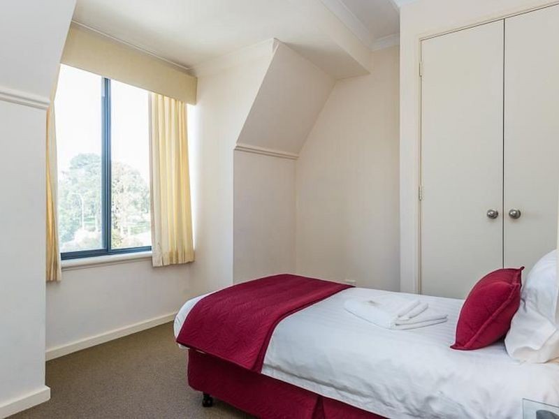 53/11 Regal Place, East Perth WA 6004