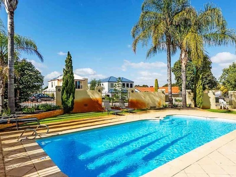 5/57 Park Street, Como WA 6152