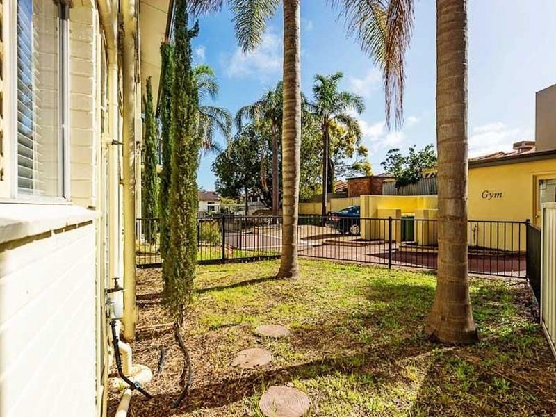 5/57 Park Street, Como WA 6152