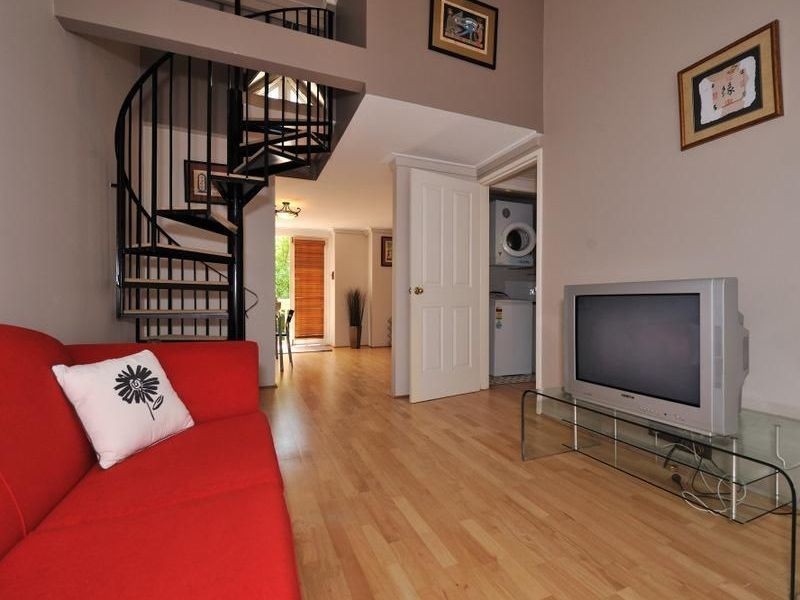 41/22 Nile Street, East Perth WA 6004