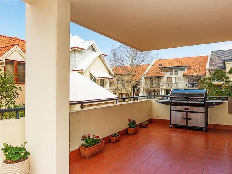 1/60-62 Henry Lawson Walk, East Perth WA 6004