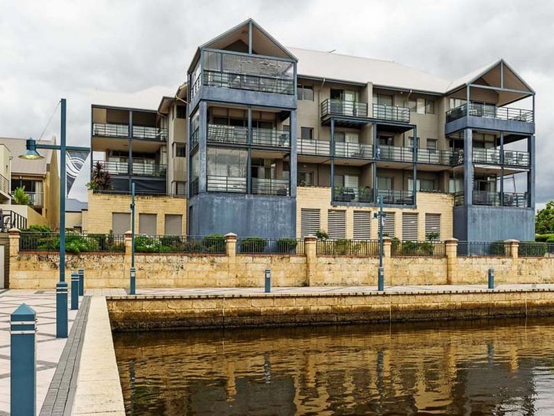 8/45 Tidewater Way, Ascot WA 6104