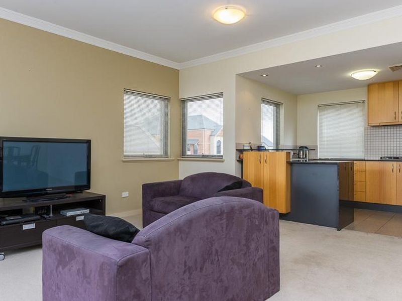 8/45 Tidewater Way, Ascot WA 6104