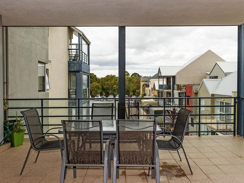 8/45 Tidewater Way, Ascot WA 6104