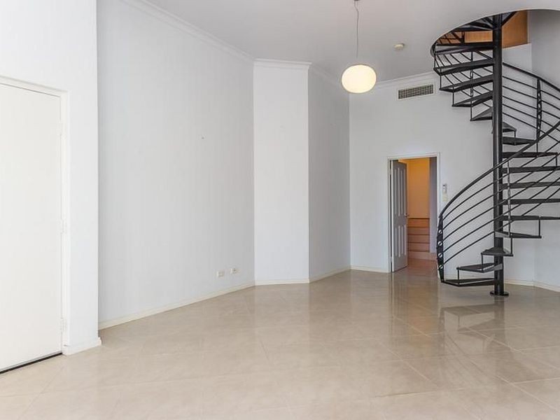 2/26 Kensington Street, East Perth WA 6004