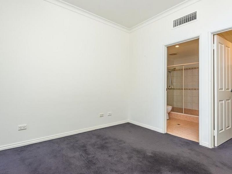 2/26 Kensington Street, East Perth WA 6004